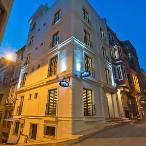 Hotel Invictum, Istambul
