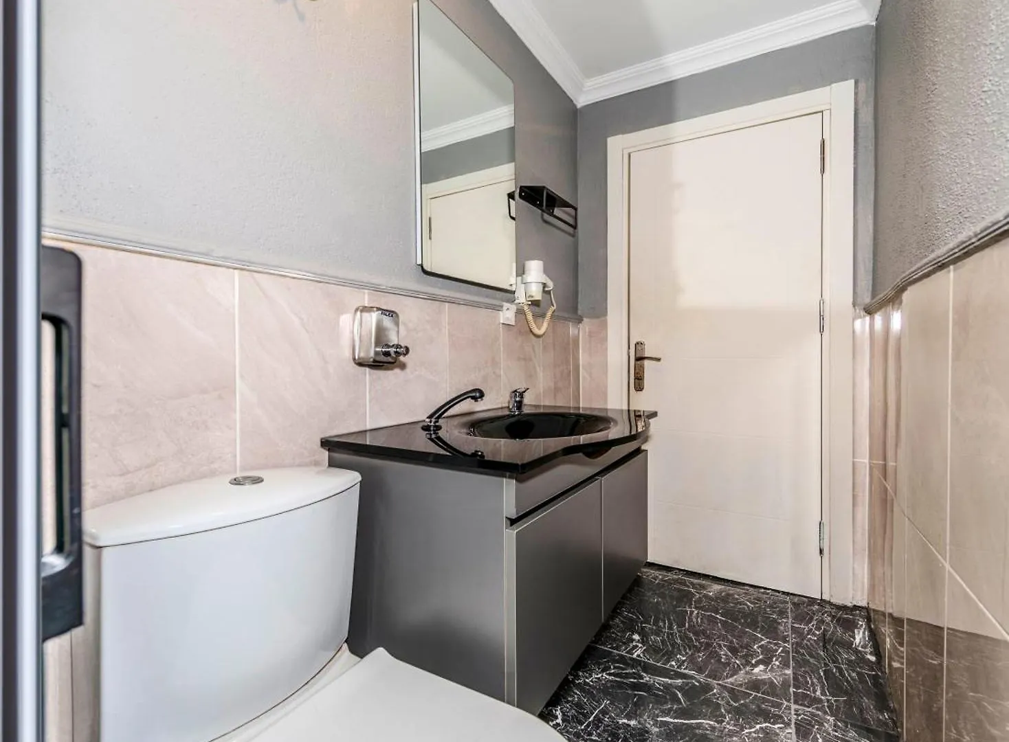 Hotel La Pera Suit Istanbul