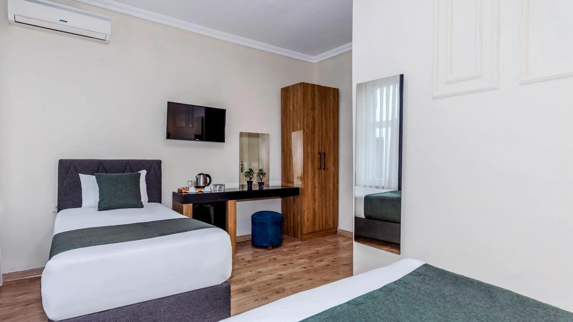 Hotel La Pera Suit Istanbul